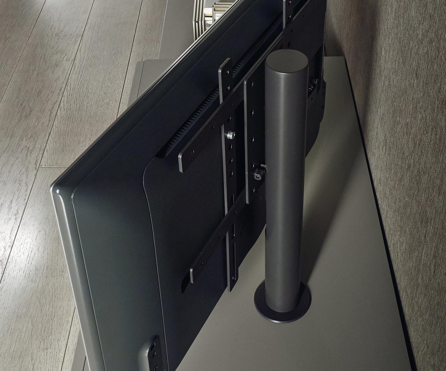 Moderne Livitalia Design Design Lowboard Configurateur support TV pivotant colonne câble intégré