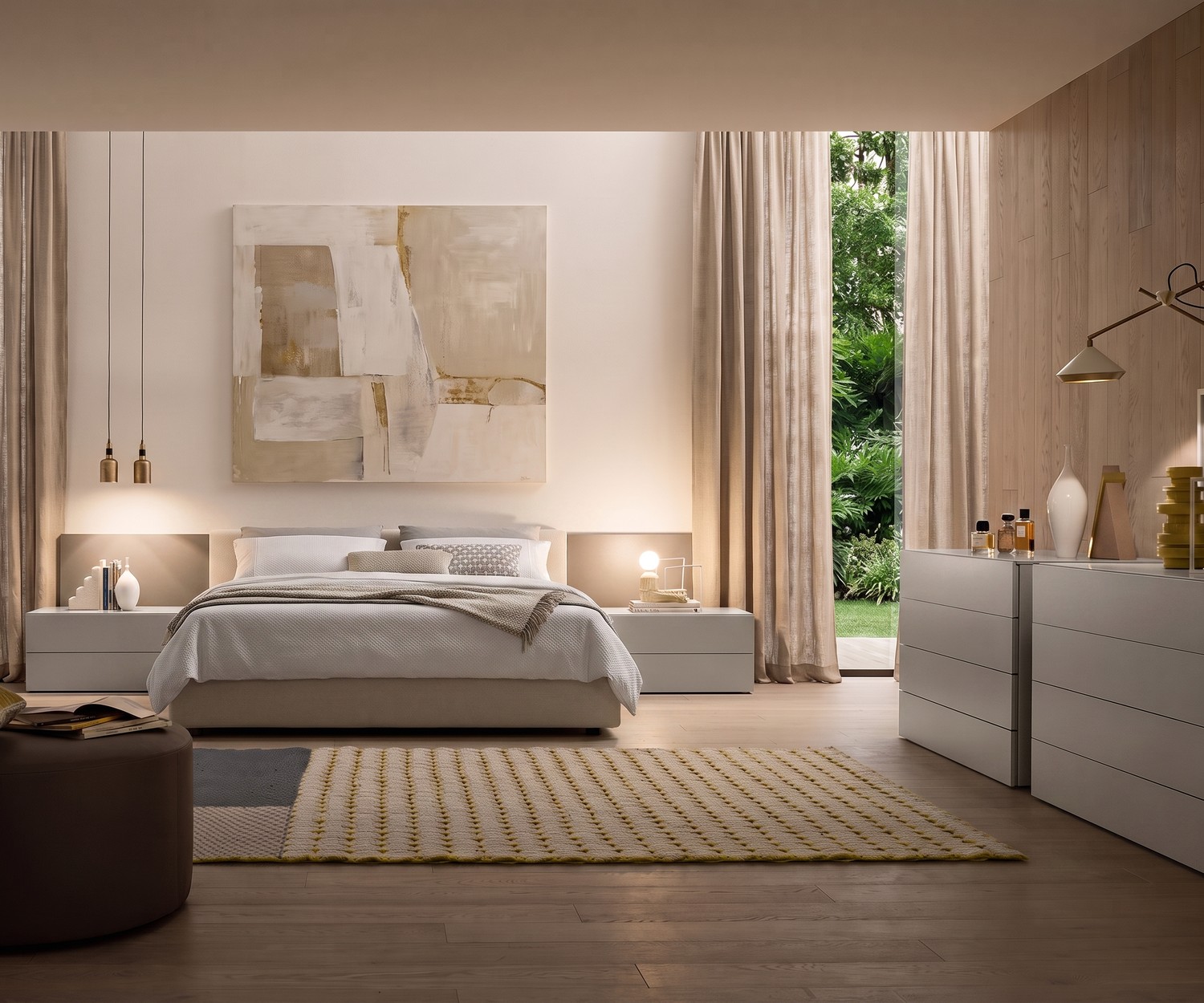 Easy Kommode von Novamobili mit 4 Schubladen im hellen Schlafzimmer. Weiße Design-Kommode für eleganten Stauraum.