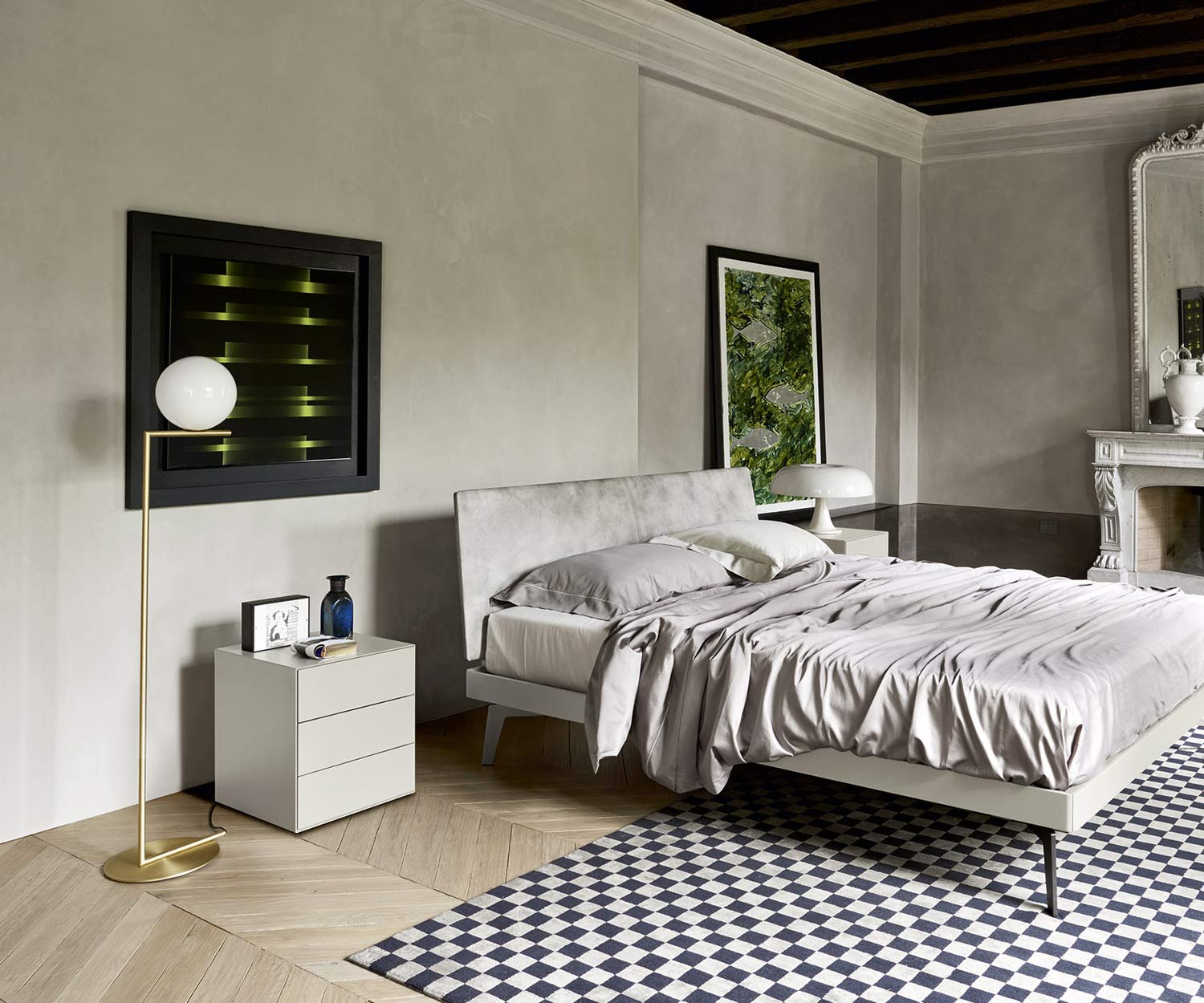Table de nuit minimaliste Livitalia Design Ecletto avec trois tiroirs en blanc