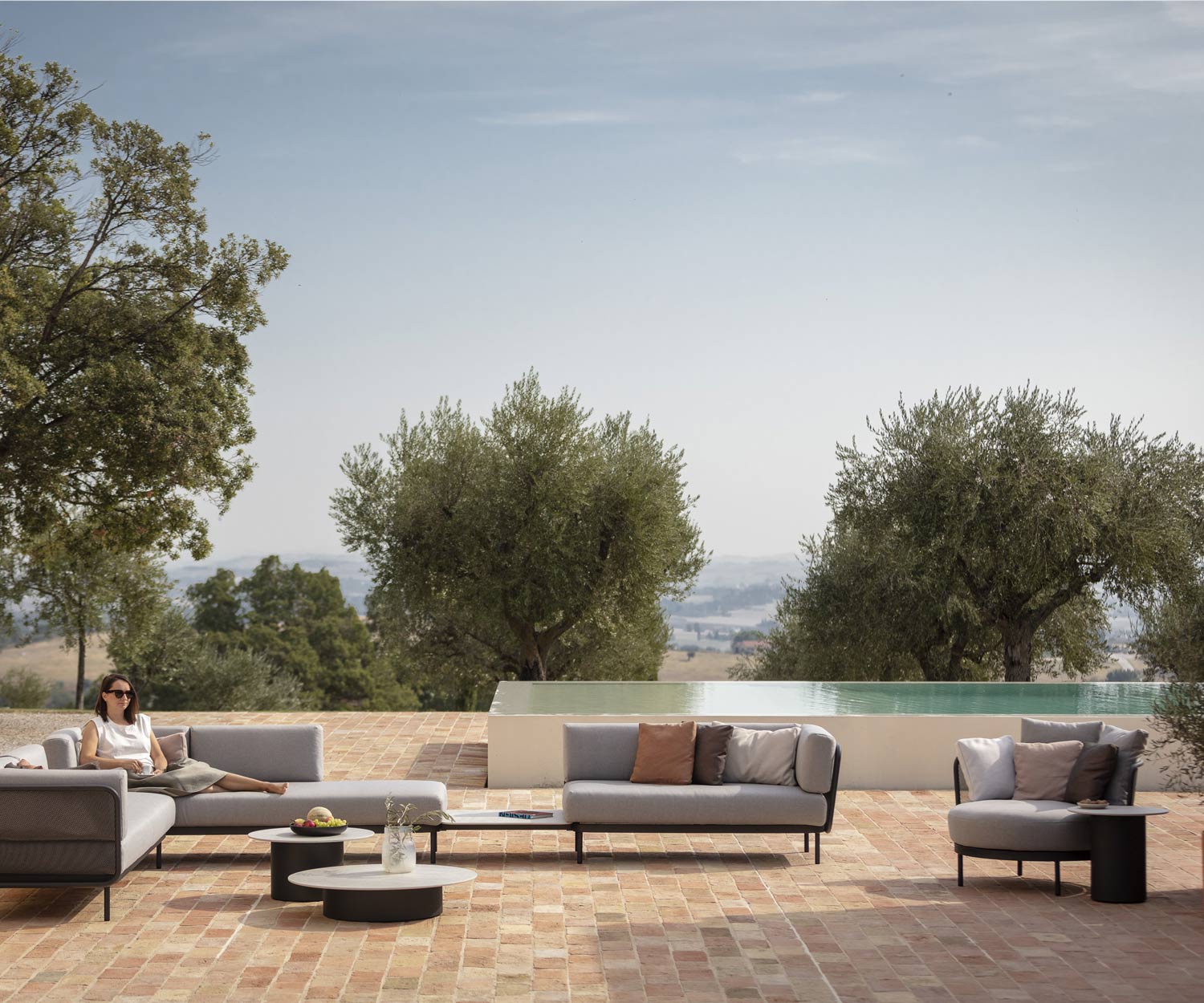 Confortable Todus Baza Round Design Lounge avec le canapé de jardin Baza