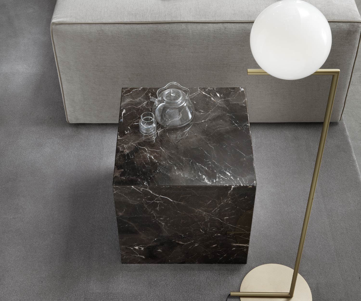 Marelli Thor Table d'appoint Marbre Cube Marquina Noir