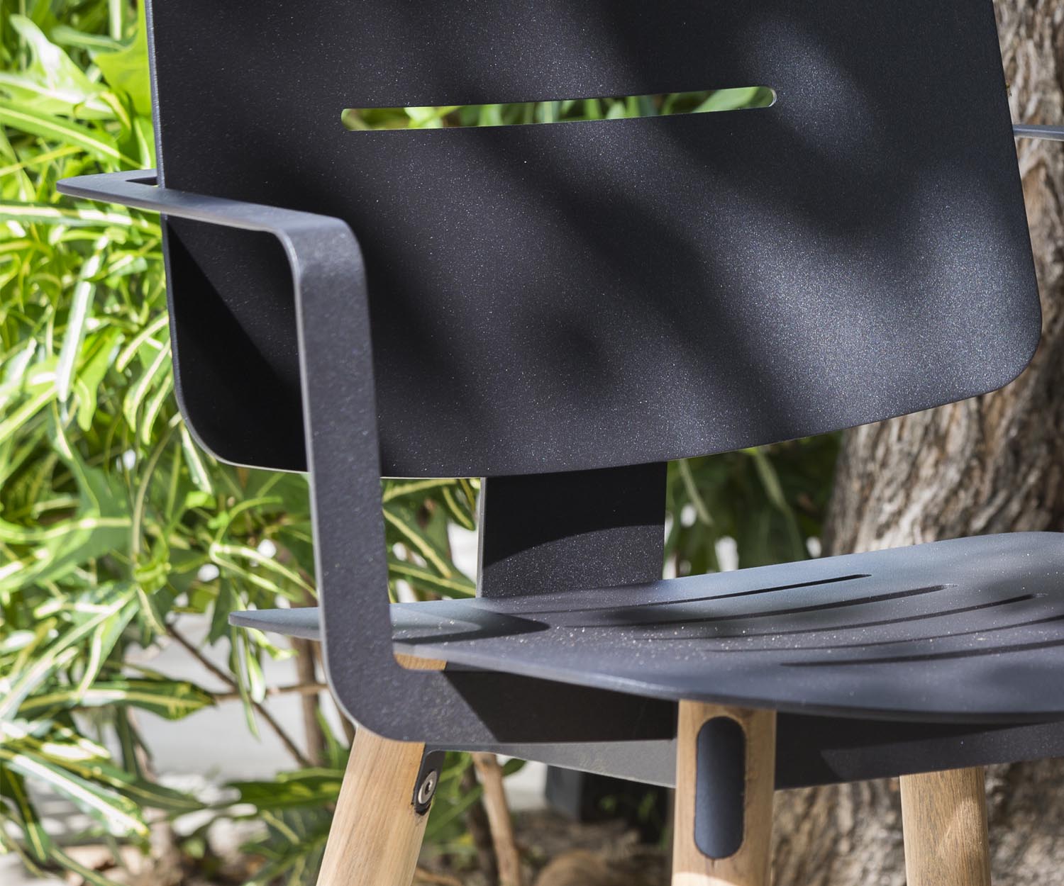 Moderne Oasiq Coco acier chaise avec accoudoirs teck avec dos en aluminium pieds 