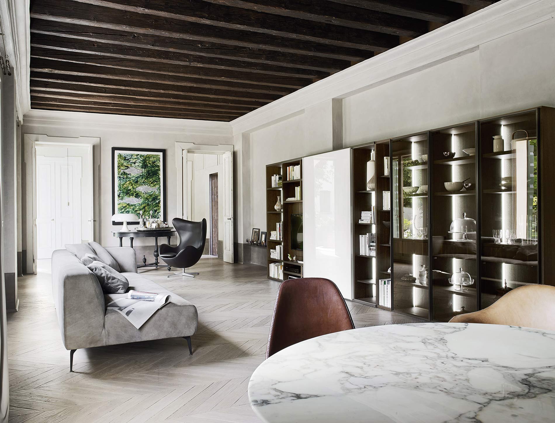 Bücherregal mit Glastüren Bücherregal mit Glastüren