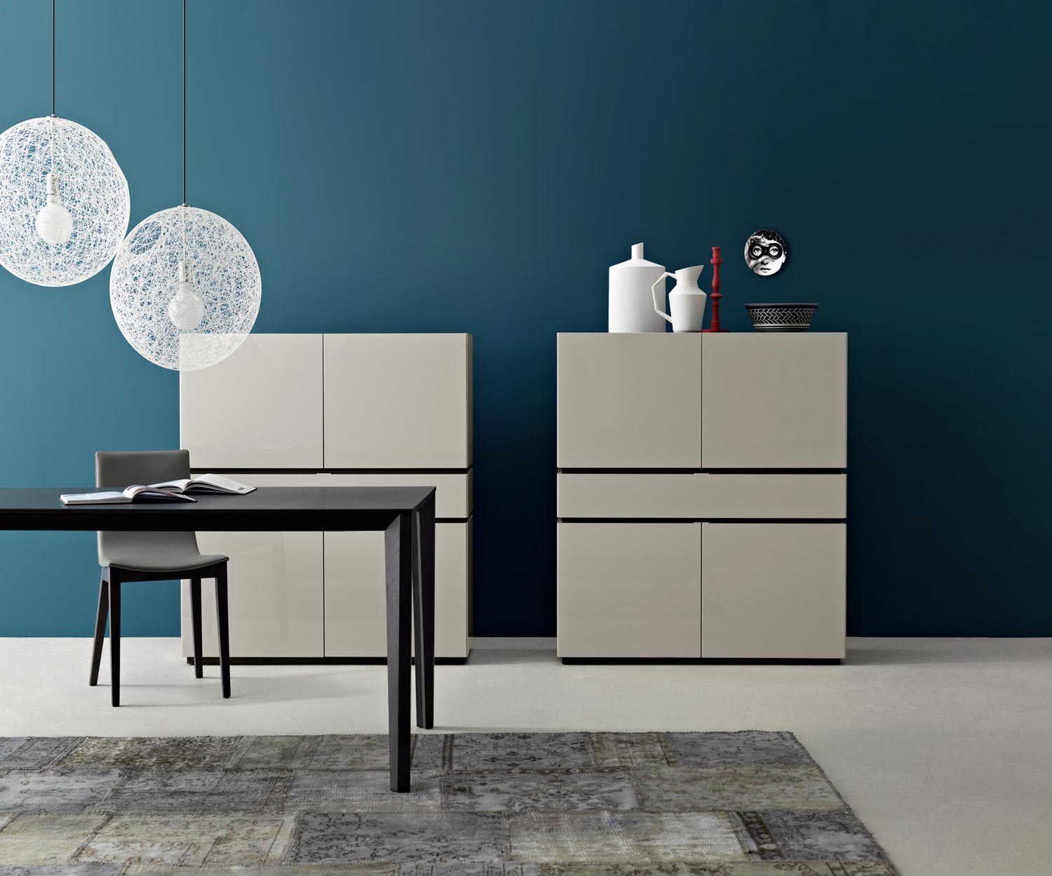 Exklusives Livitalia Design Highboard Cubi in Weiß Hochglanz lackiert Exklusives Livitalia Design Highboard Cubi in Weiß Hochglanz lackiert