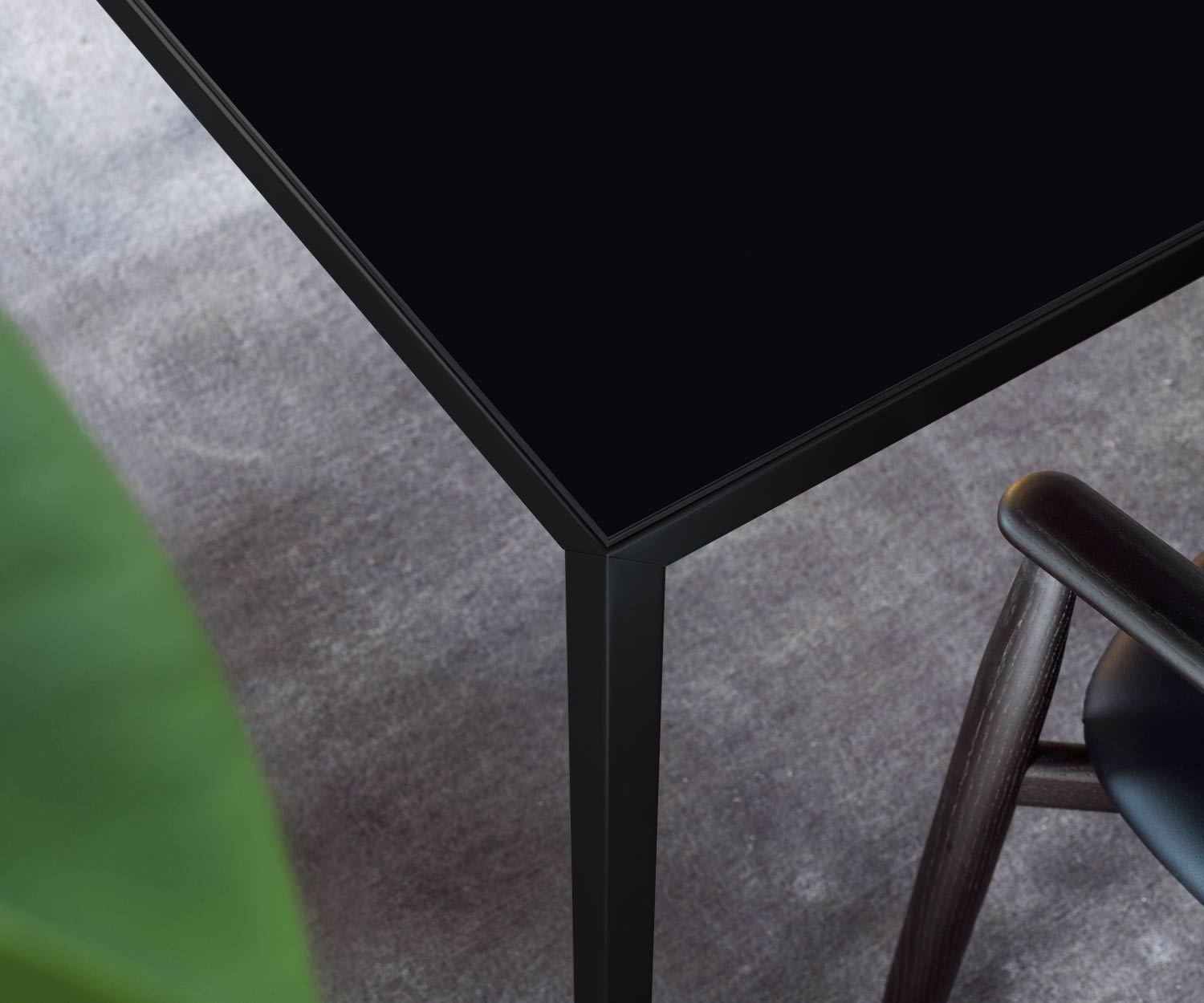 Table de salle à manger design laquée noire Filo de Novamobili