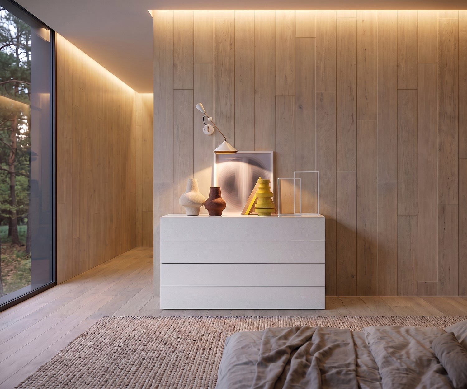 Novamobili Kommode Easy mit 4 Schubladen für das Schlafzimmer in Mattweiß vor einer modernen Wandverkleidung aus Holz.