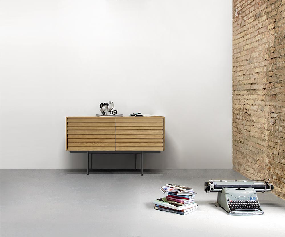 Punt Sussex Sideboard avec pieds B119 Super Matt Chêne Punt Sussex Sideboard avec pieds B119 Super Matt Chêne