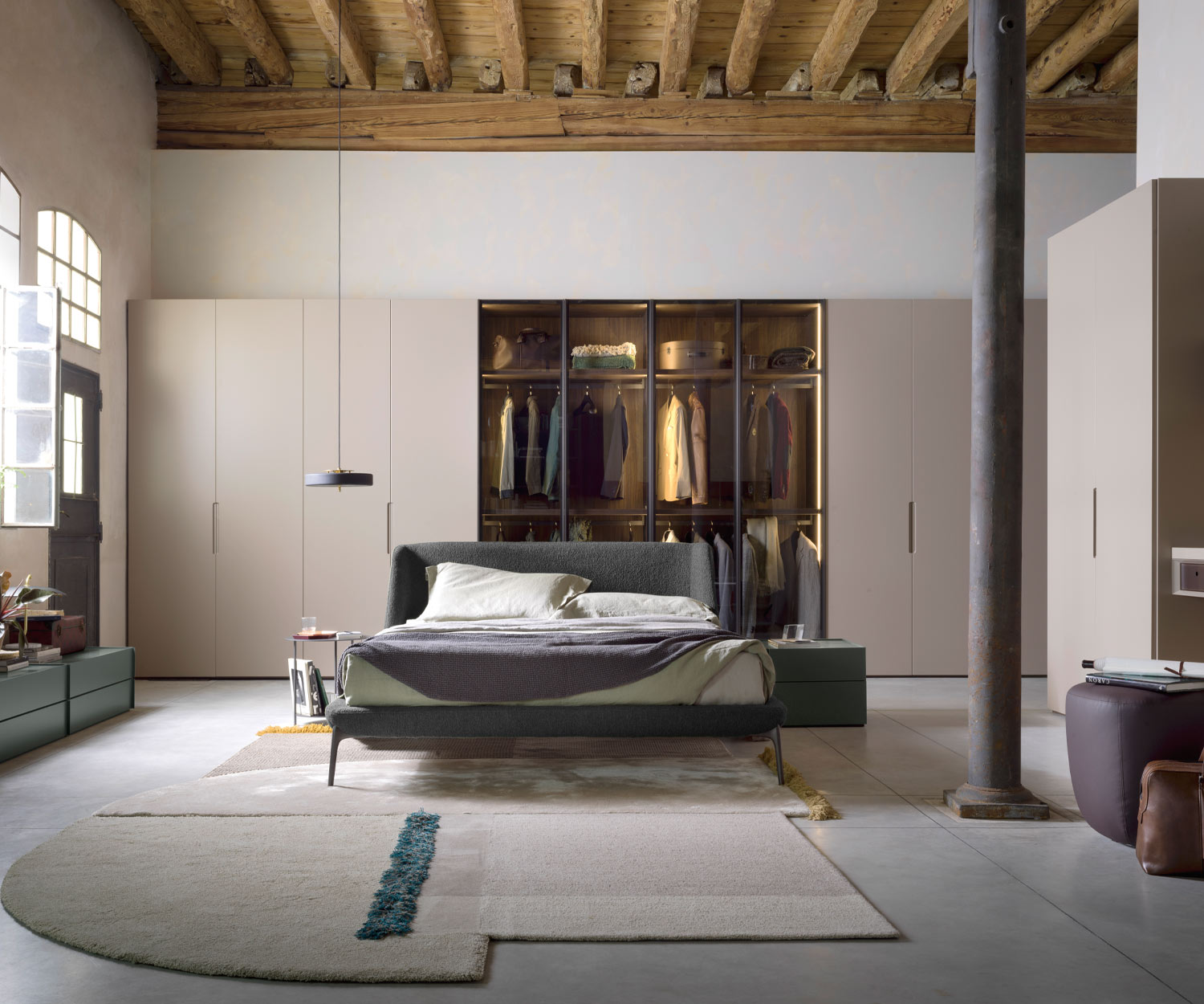 Lit design de haute qualité Novamobili Velvet dans la chambre à coucher revêtement en tissu gris