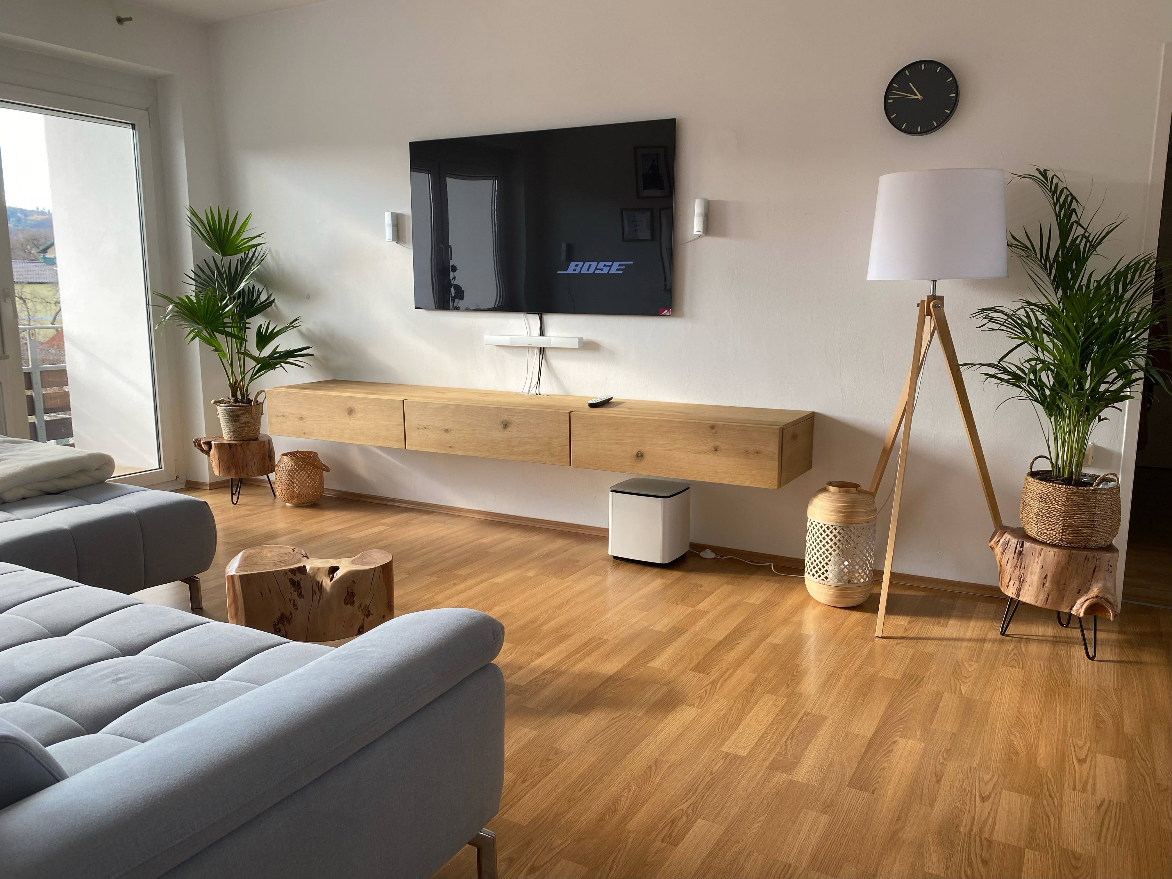 Kundenfoto-Livitalia-Eiche-Holz-Lowboard-Wand-270 Kundenfoto-Livitalia-Eiche-Holz-Lowboard-Wand-270