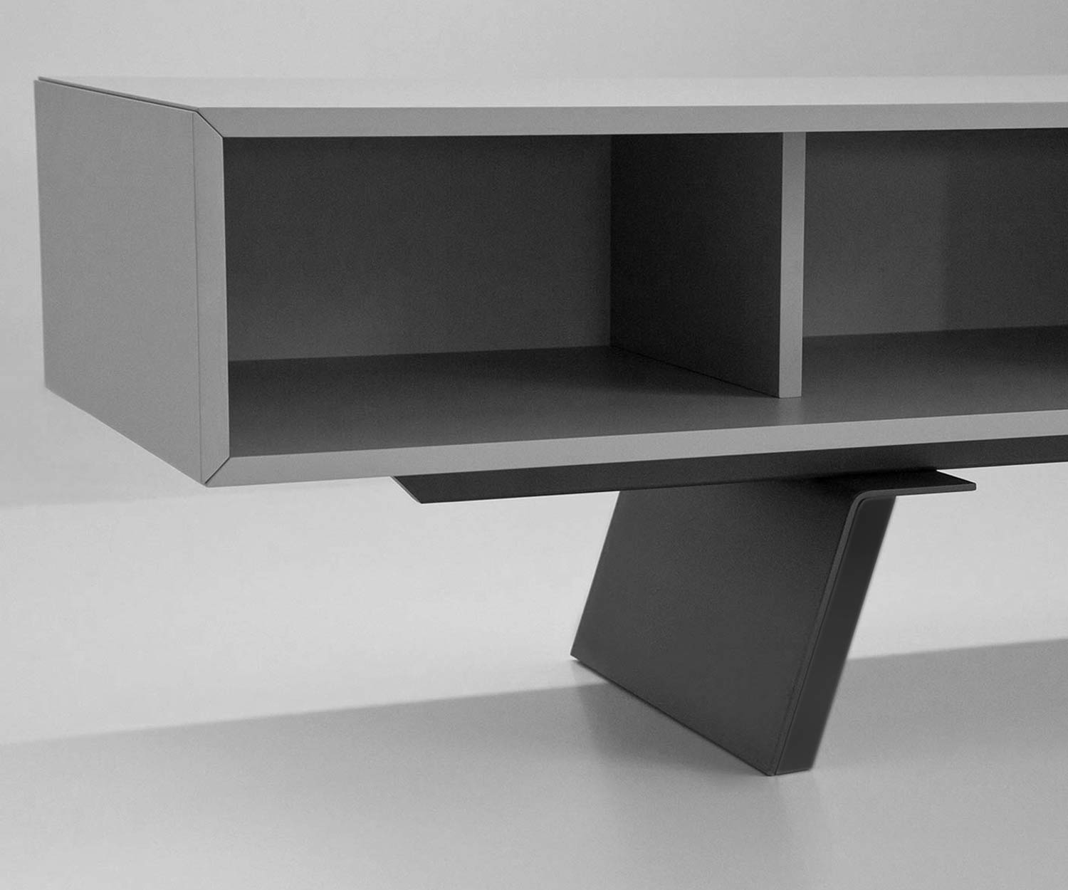 Designer TV Design Lowboard e klipse 005 de al2 en détail le compartiment ouvert  Designer TV Design Lowboard e klipse 005 de al2 en détail le compartiment ouvert