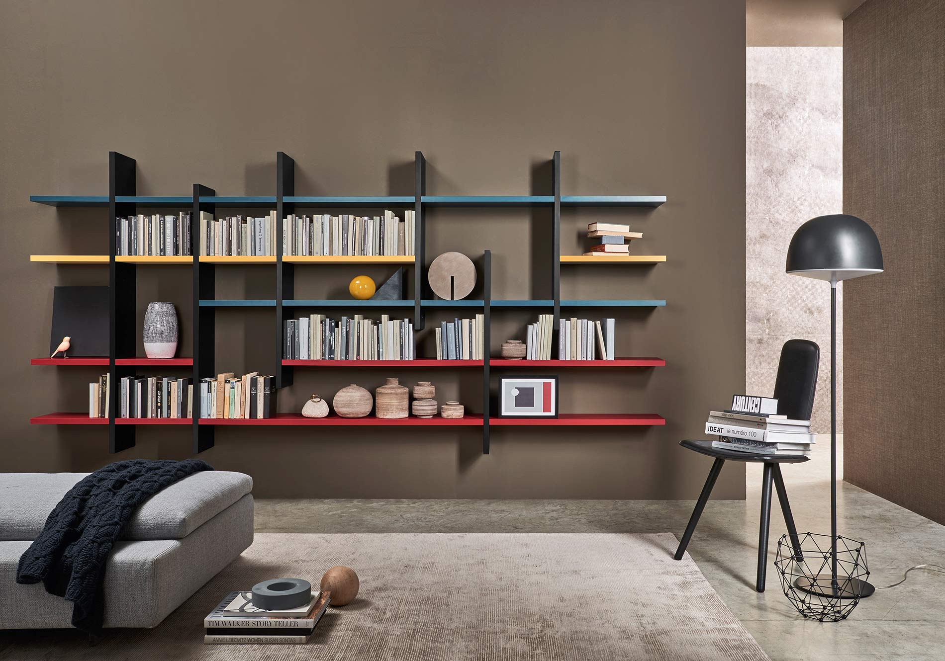 Buntes Design Wand Bücherregal