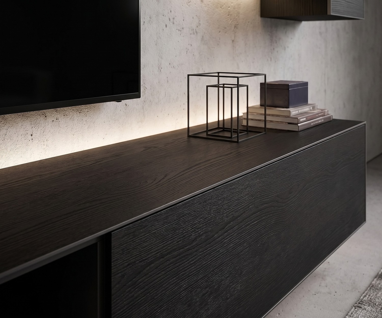 Livitalia Minimal Lowboard in Eiche Dunkel mit LED-Licht Livitalia Minimal Lowboard als modernes TV-Möbel aus Eiche Dunkel mit LED-Beleuchtung im Wohnzimmer.