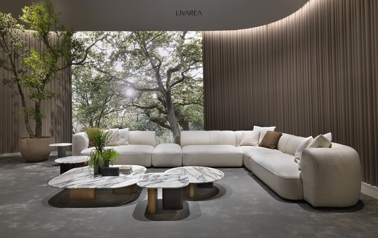 Überwältigendes Design Wohnzimmer mit zentralem Big Sofa L Form Überwältigendes Design Wohnzimmer mit zentralem Big Sofa L Form