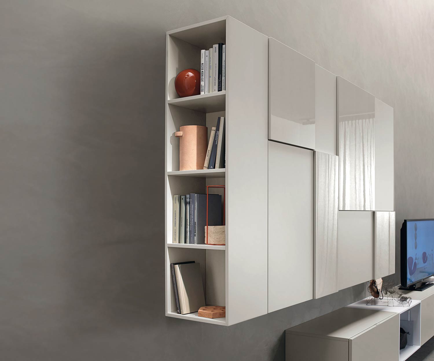 Hochwertige hängende Design Wohnwand C07 mit seitlichem Bücherregal