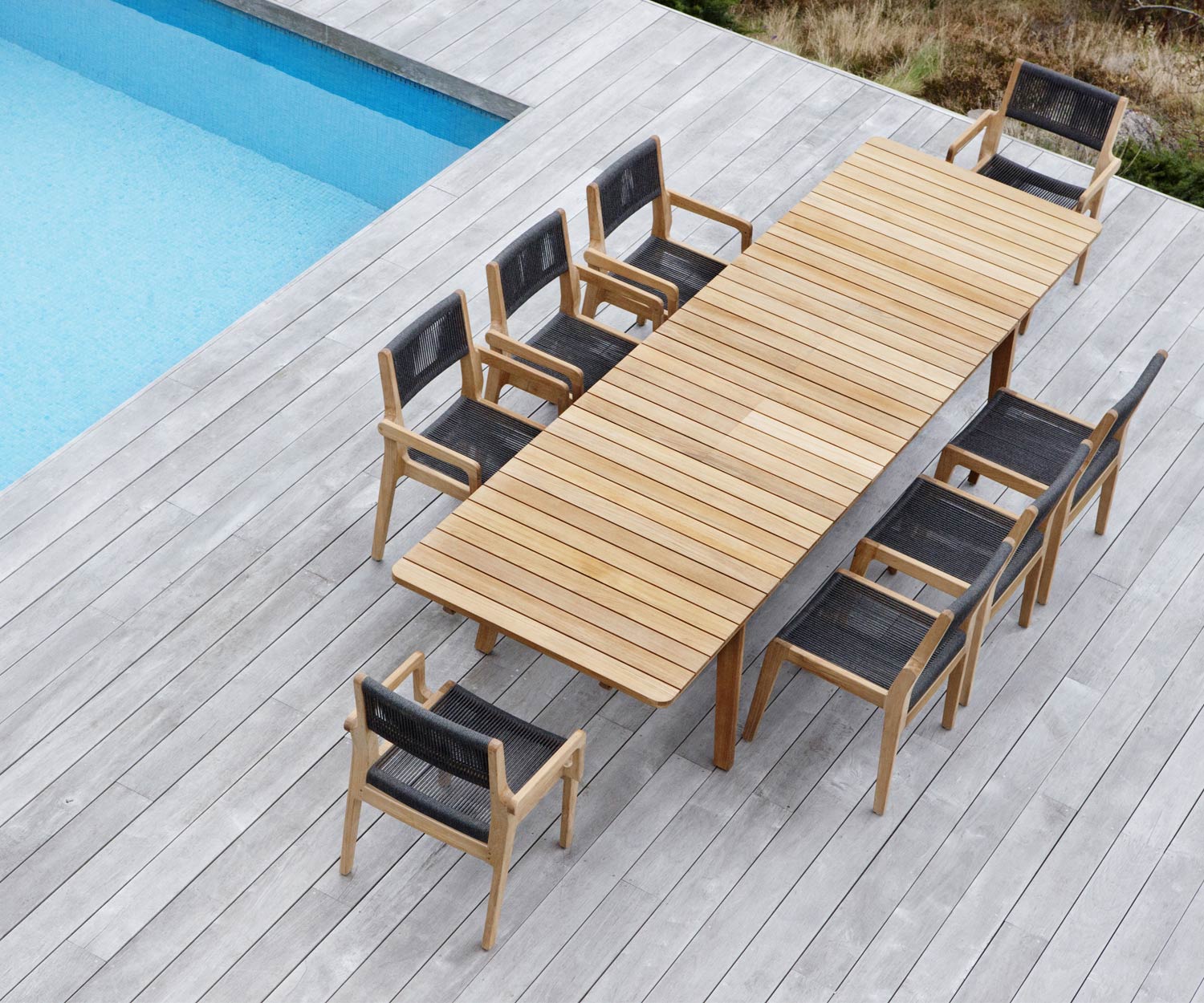 Oasiq Skagen Design Terrassenstuhl aus Teak mit handgewobenen Seilen gepolstert Oasiq Skagen Design Terrassenstuhl aus Teak mit handgewobenen Seilen gepolstert