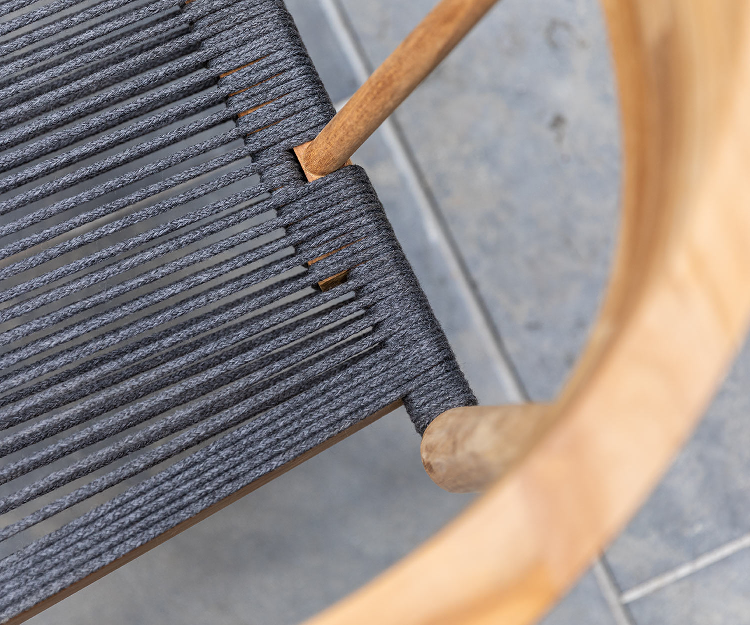 Fauteuil d'extérieur design de haute qualité Oasiq Copenhagen en détail Tissu Accoudoir