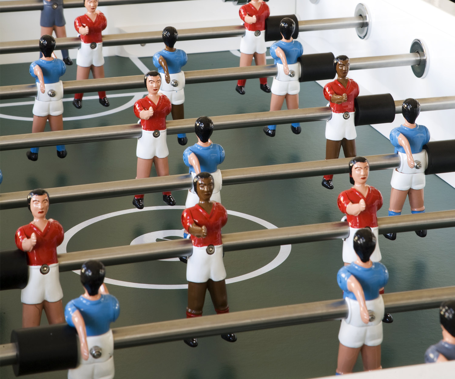 Exklusiver RS Barcelona RS#3 Design Tischfußball Kicker Weiß RAL9010 Exklusiver RS Barcelona RS#3 Design Tischfußball Kicker Weiß RAL9010