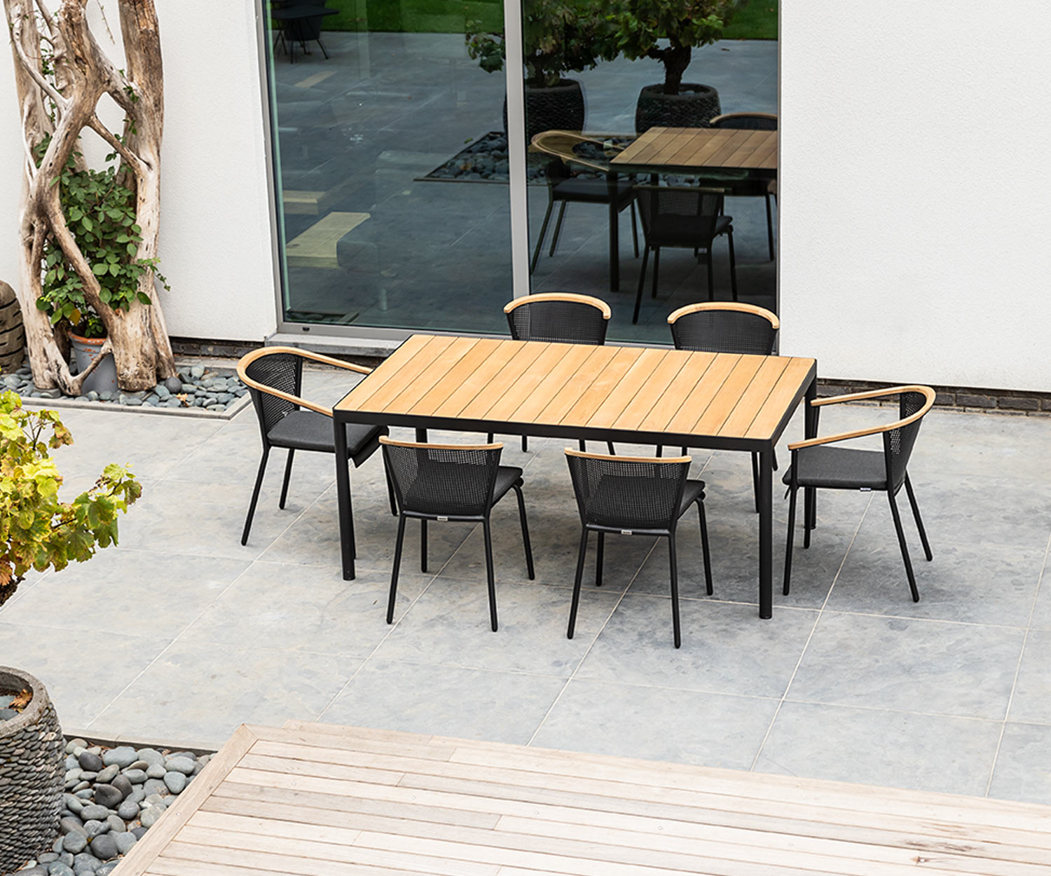 Exclusif Oasiq Riad Designer Table à manger Teck Bois Plateau de table Aluminium Châssis