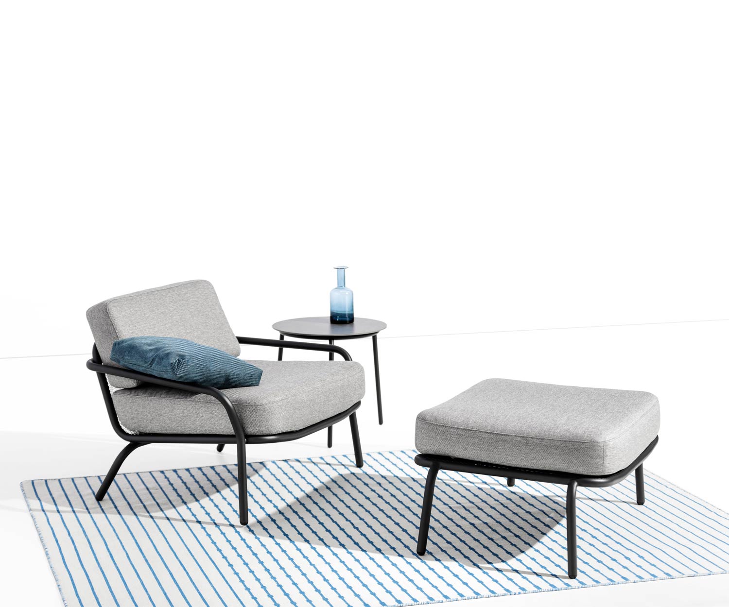Todus Starling Design Fauteuil lounge avec pouf blanc