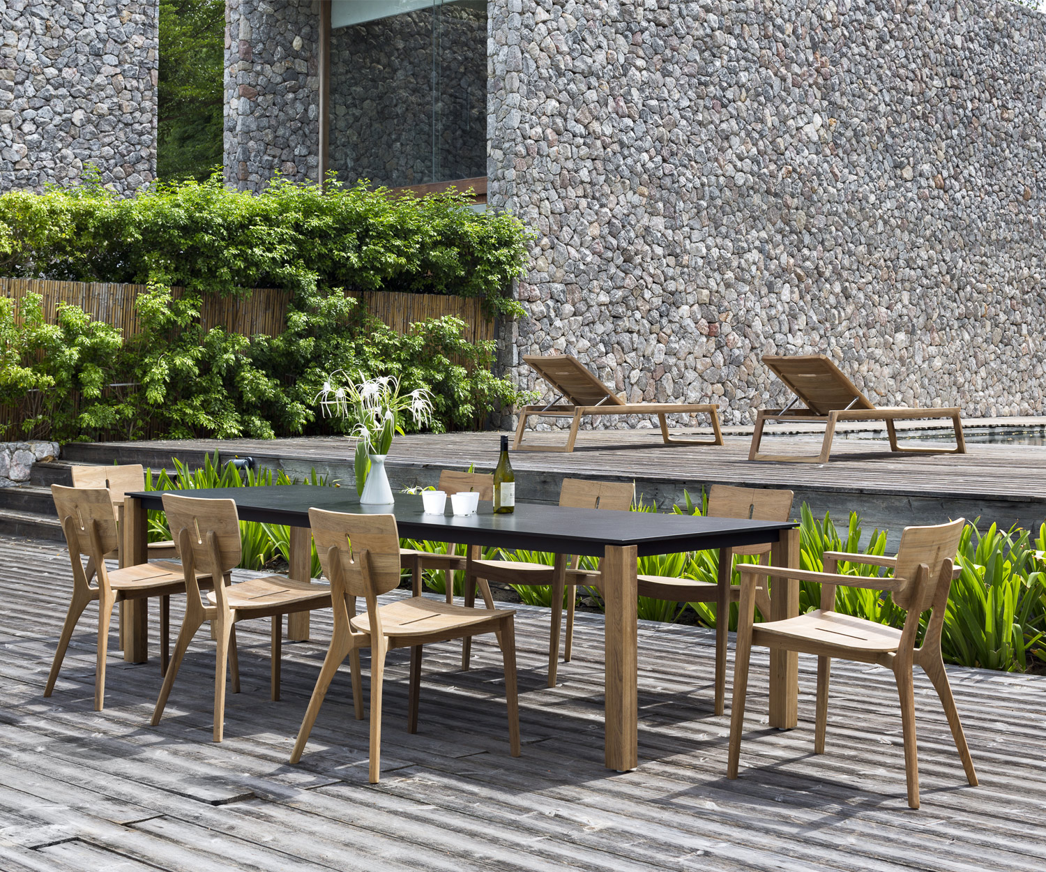 Table de jardin de haute qualité Oasiq Machar Design Teck