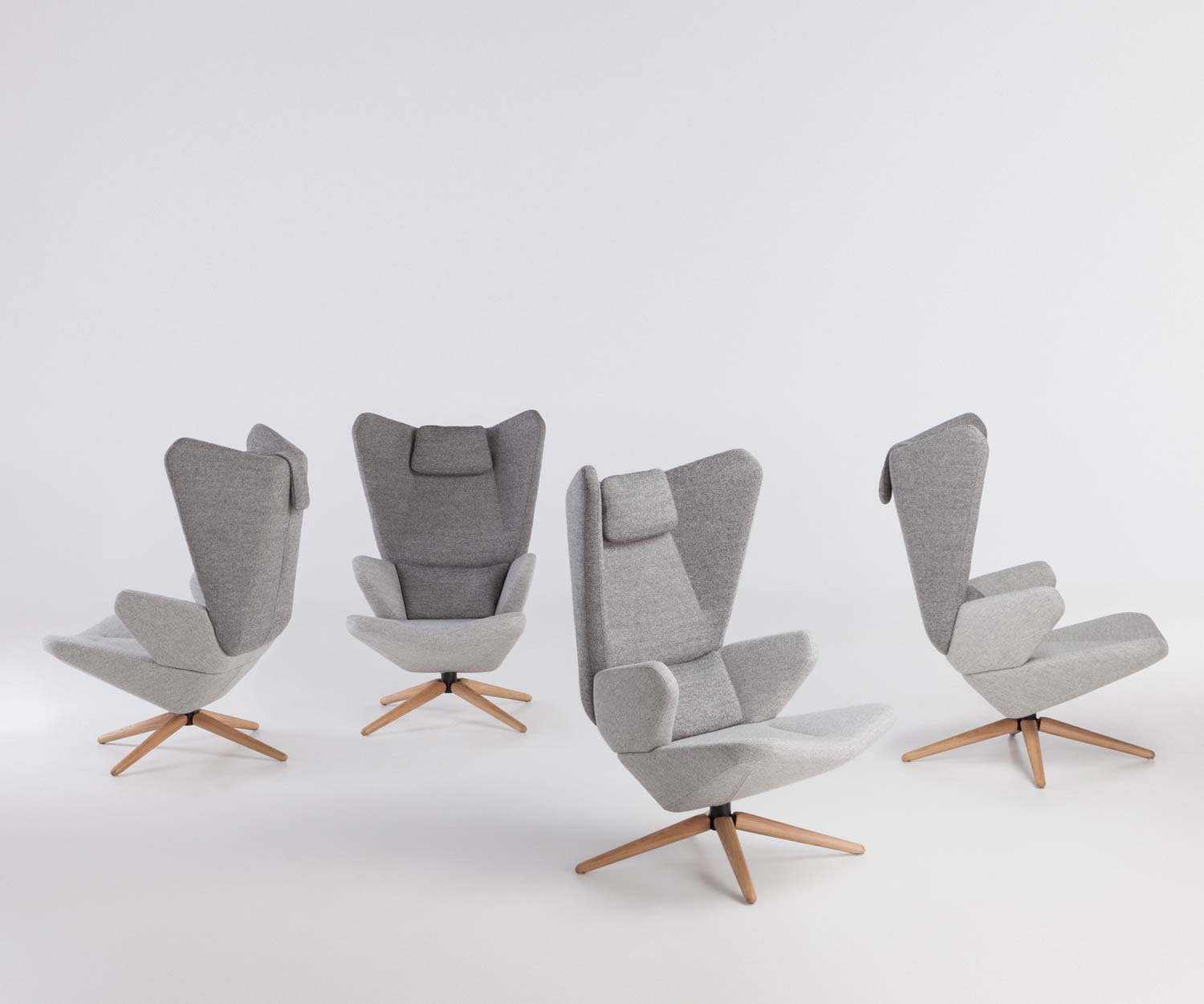 Prostoria Trifidae Designer Ohrenseller im Ensemble in Hell Dunkel Grau Prostoria Trifidae Designer Ohrenseller im Ensemble in Hell Dunkel Grau