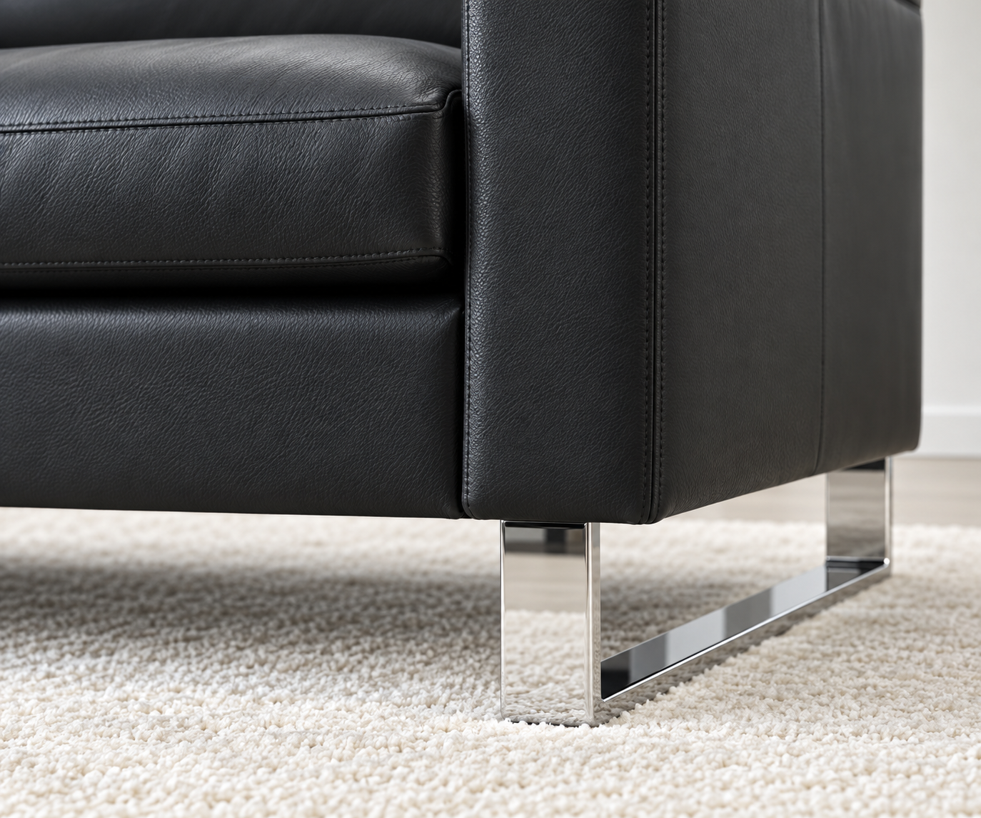 Livitalia Canapé Vinaro, 206 × 91 cm, Seminole 04 Noir, cuir véritable, piètement chromé – Vue de face sans table basse