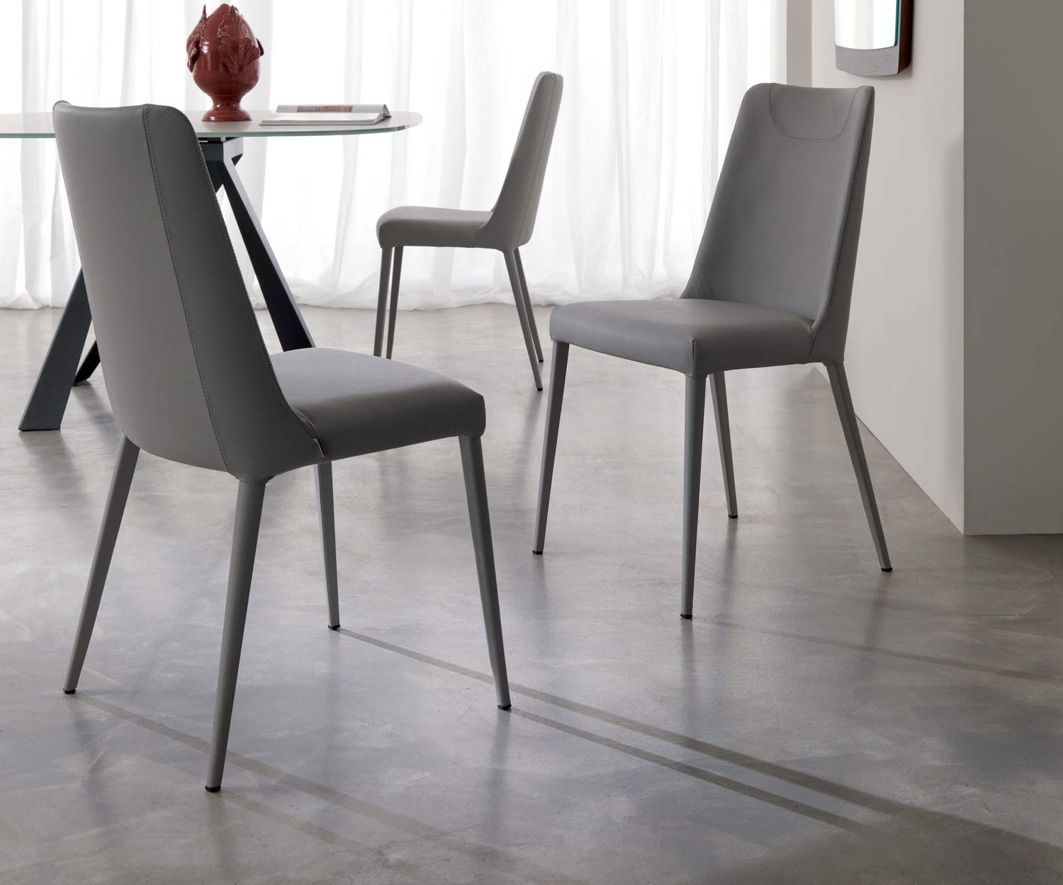Exclusif Ozzio Chaise rembourrée design Sofia Exclusif Ozzio Chaise rembourrée design Sofia