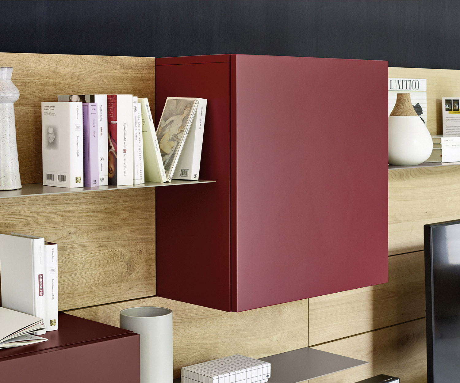 Exklusive Livitalia Design Wohnwand C37 mit TV Design Lowboard in Grau Matt lackiert
