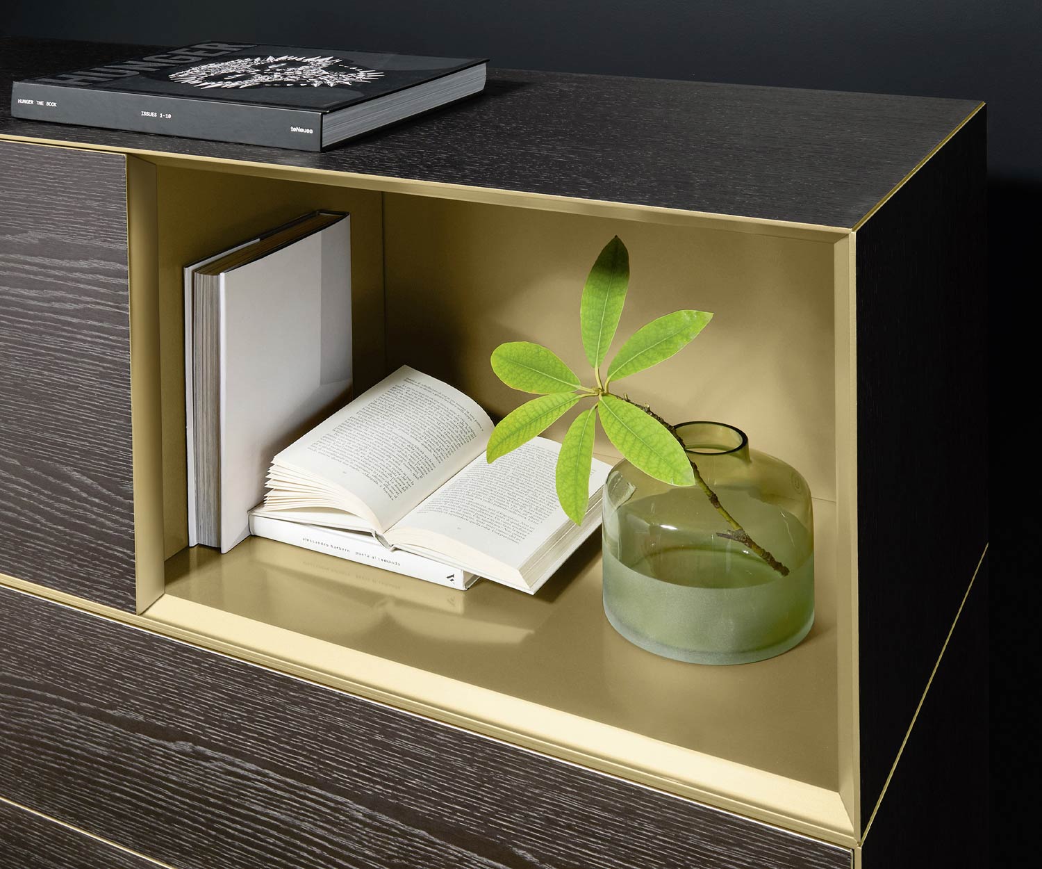 Modernes Designer Highboard Minimal von Livitalia offenes Fach Farbe Gold Modernes Designer Highboard Minimal von Livitalia offenes Fach Farbe Gold