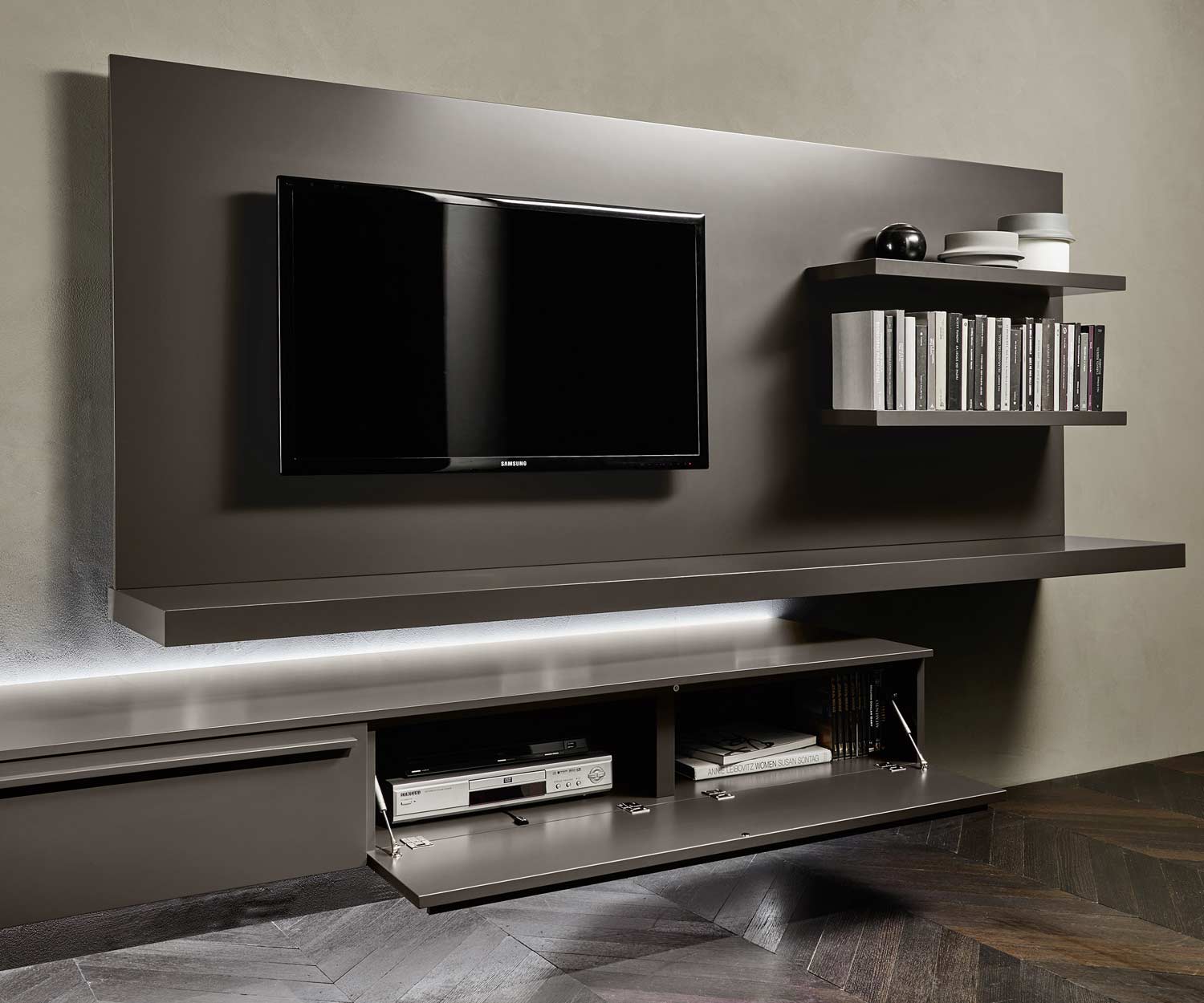 Hochwertiges Livitalia TV Design Wandboard für Wandpaneel Hochwertiges Livitalia TV Design Wandboard für Wandpaneel