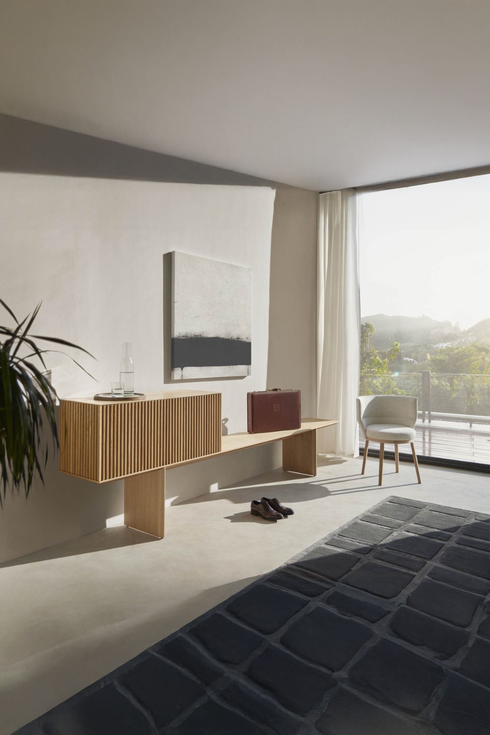 flur-modern-sideboard-mit-sitzgegelgenheit