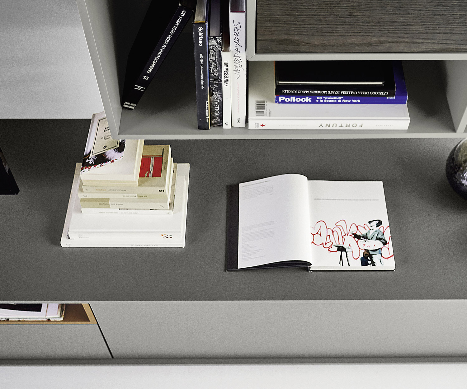 Livitalia Meuble-paroi design C21 de haute qualité en laque grise mate Livitalia Meuble-paroi design C21 de haute qualité en laque grise mate