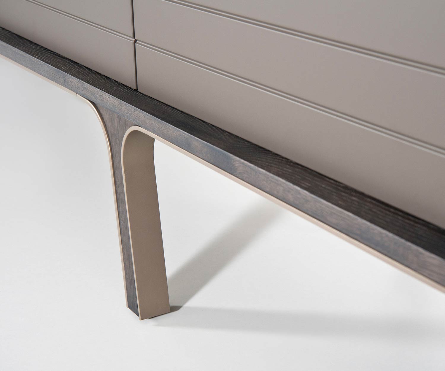 Moderne al2 Mobius 004 Design TV Design Lowboard Façade et pieds en détail en gris