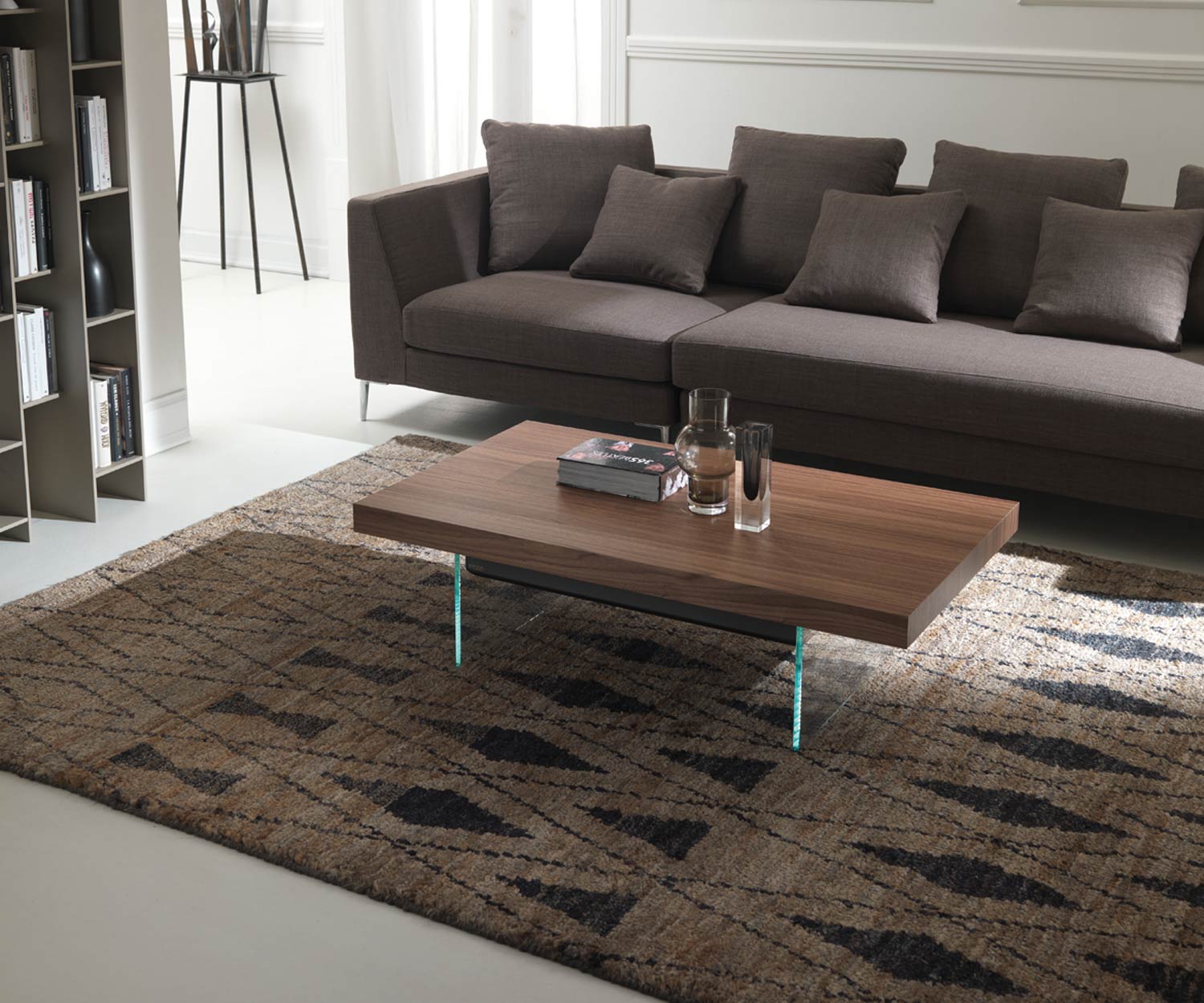 Ozzio Table basse Bellagio noyer sur pieds transparents