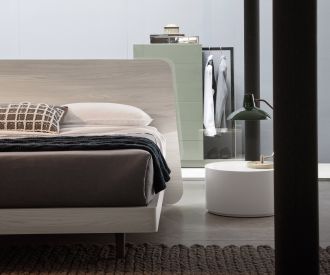 Novamobili Commode haute Easy 6 avec penderie vert forêt mat et lit Sheet